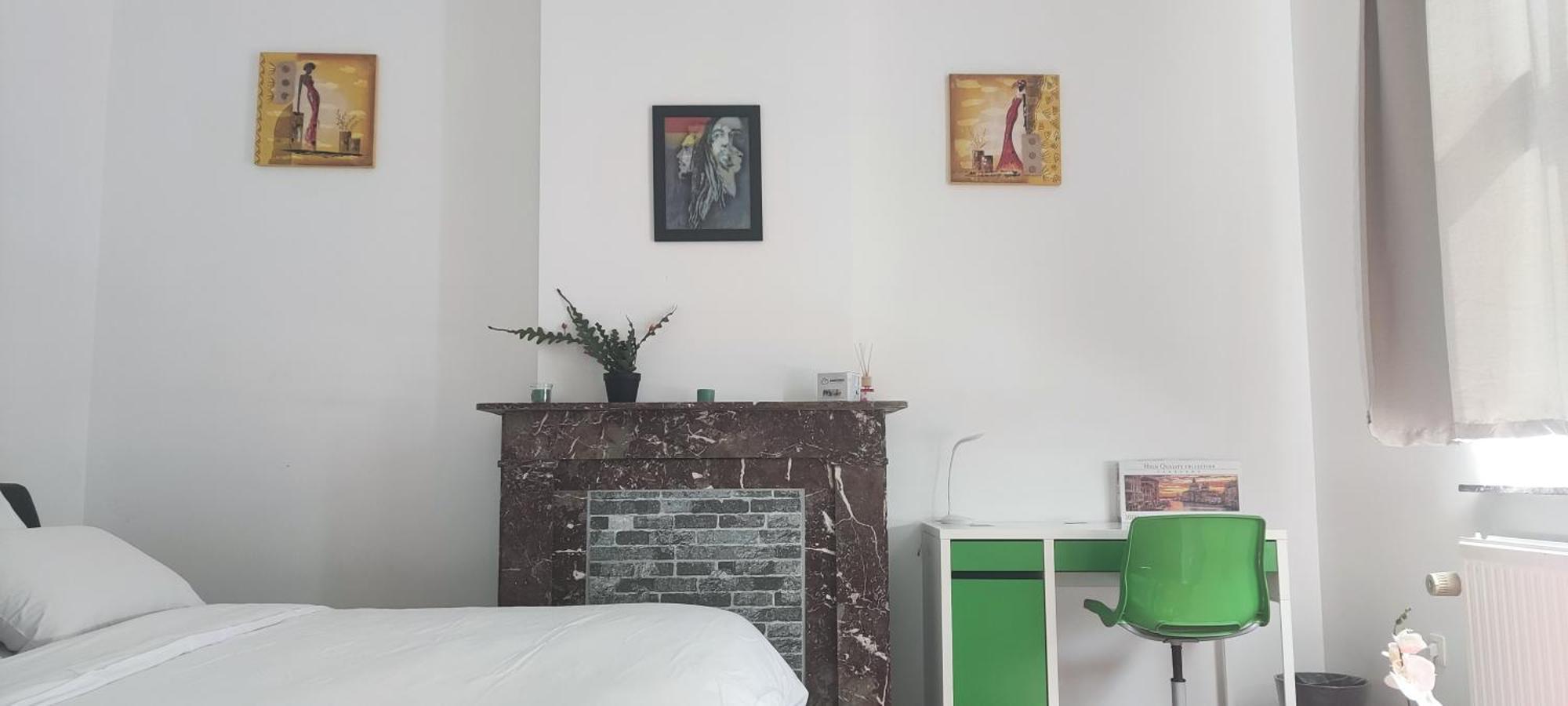 Chambre R0 Avec Salle De Bain Partagee Pres De L'Hopital De La Citadelle A Liège Eksteriør bilde